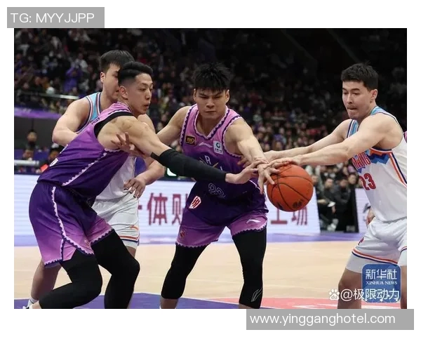 CBA季后赛精彩回放新疆对阵北京的激烈对决全程回顾 CBA季后赛精彩回放新疆对阵北京的激烈对决全程回顾